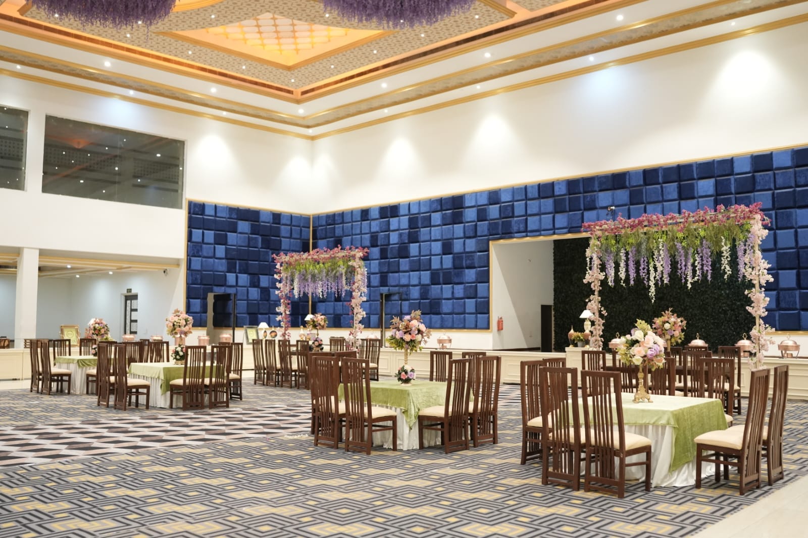 The golden crown resort hall sitting